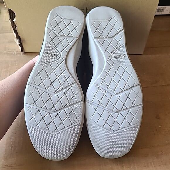 Men's Clarks Collection Gorwin Moccasin Navy Nubuck Size 8M casual sneaker‎ - Picture 6 of 8